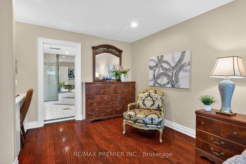 Photo 23 at 46 Deerchase Circle, Islington Woods, Vaughan