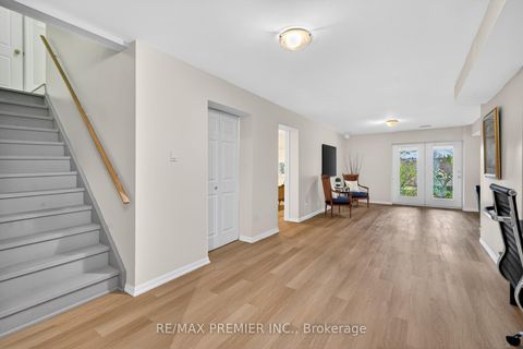 Photo 35 at 46 Deerchase Circle, Islington Woods, Vaughan