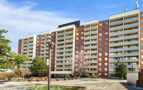 Photo 1 at 1004 - 1 Four Winds Drive, York University Heights, Toronto