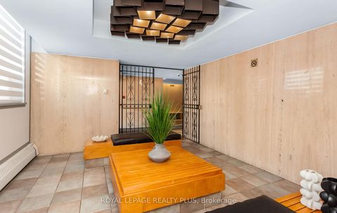 Photo 2 at 1004 - 1 Four Winds Drive, York University Heights, Toronto
