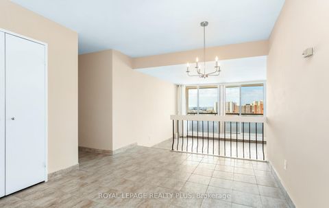 Photo 6 at 1004 - 1 Four Winds Drive, York University Heights, Toronto