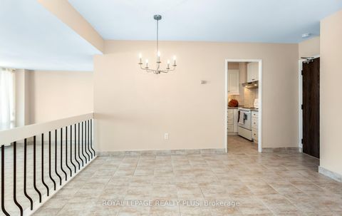 Photo 8 at 1004 - 1 Four Winds Drive, York University Heights, Toronto
