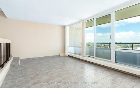 Photo 10 at 1004 - 1 Four Winds Drive, York University Heights, Toronto