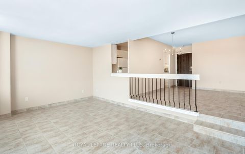 Photo 12 at 1004 - 1 Four Winds Drive, York University Heights, Toronto