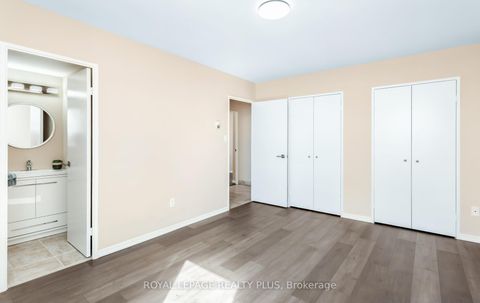 Photo 17 at 1004 - 1 Four Winds Drive, York University Heights, Toronto