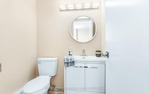 Photo 18 at 1004 - 1 Four Winds Drive, York University Heights, Toronto