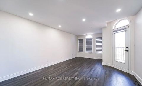 Photo 14 at 203 Raleigh Avenue, Birchmount, Toronto