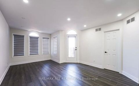Photo 17 at 203 Raleigh Avenue, Birchmount, Toronto