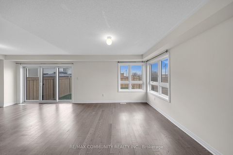 Photo 7 at 101 Sailors Landing, Bowmanville, Clarington