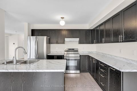 Photo 12 at 101 Sailors Landing, Bowmanville, Clarington