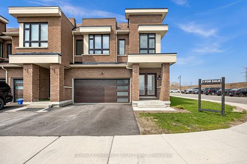Photo 33 at 101 Sailors Landing, Bowmanville, Clarington
