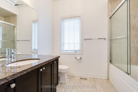 Photo 34 at 2 HAWSTONE Road, Vellore Village, Vaughan