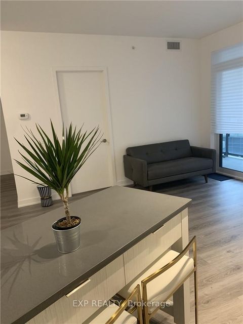 Photo 9 at 509 - 38 Iannuzzi Street, Niagara, Toronto