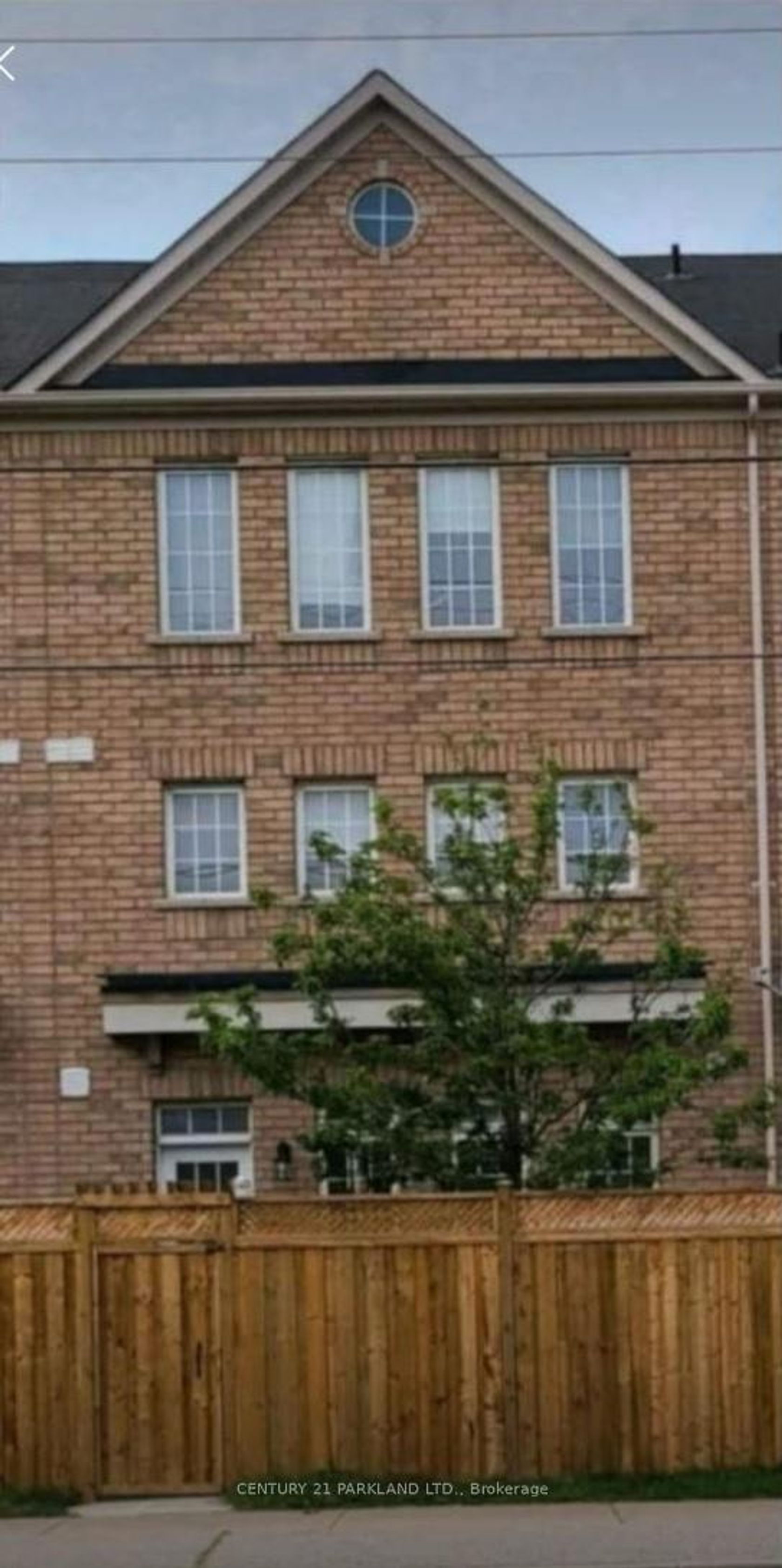 52 Ignatius Lane, West Hill, Toronto photo number 2