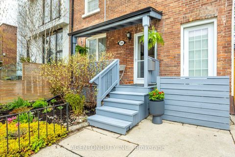 Photo 3 at 269 Claremont Street, Bellwoods, Toronto
