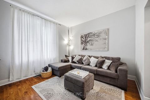 Photo 8 at 269 Claremont Street, Bellwoods, Toronto