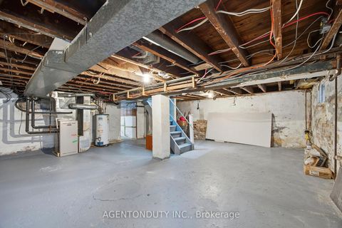 Photo 32 at 269 Claremont Street, Bellwoods, Toronto