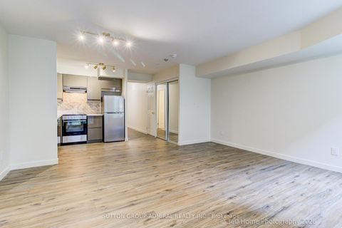 Photo 15 at 501 - 43 Eglinton Avenue W, Eglinton, Toronto