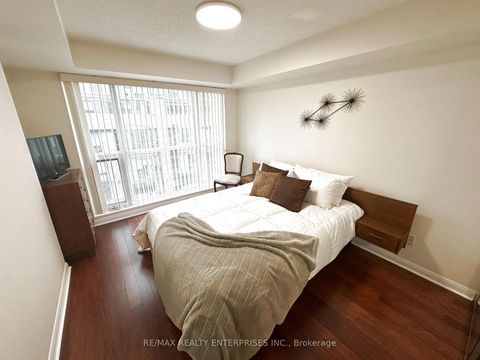 Photo 9 at 412 - 18 Beverley Street, Chinatown, Toronto