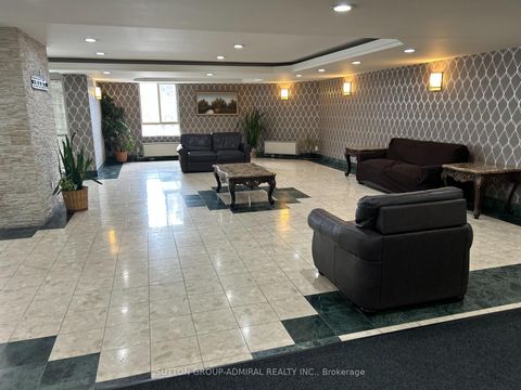 Photo 2 at 610 - 41 Markbrook Lane, Jamestown, Toronto