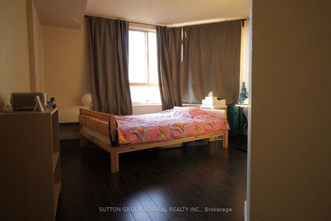 Photo 13 at 610 - 41 Markbrook Lane, Jamestown, Toronto