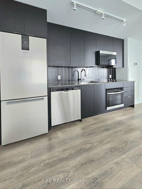 Photo 4 at 1307 - 2920 Highway 7 Road, Concord, Vaughan