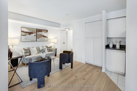 Photo 8 at 209 - 24 Wellesley Street W, Bay Street Corridor, Toronto