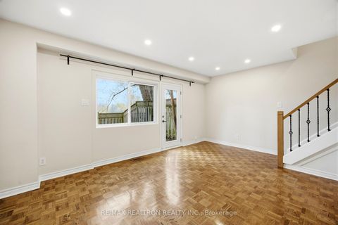 Photo 14 at 112 - 57 Godstone Road, Don Valley Village, Toronto