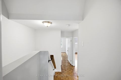 Photo 19 at 112 - 57 Godstone Road, Don Valley Village, Toronto