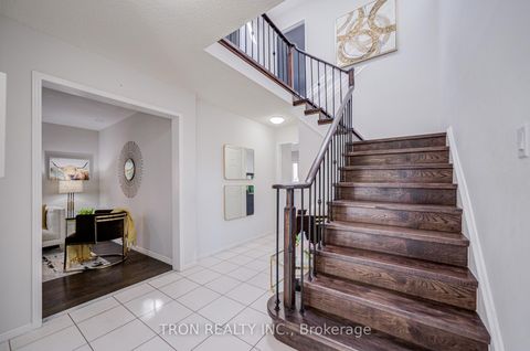 Photo 5 at 256 Alexmuir Boulevard, Agincourt North, Toronto