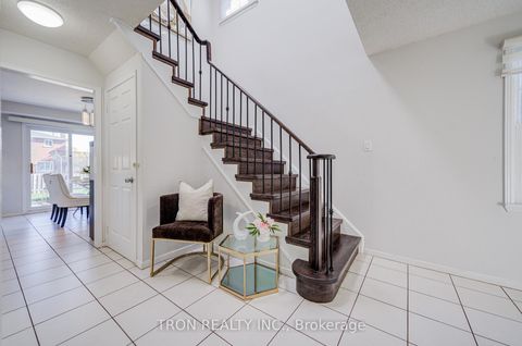 Photo 7 at 256 Alexmuir Boulevard, Agincourt North, Toronto