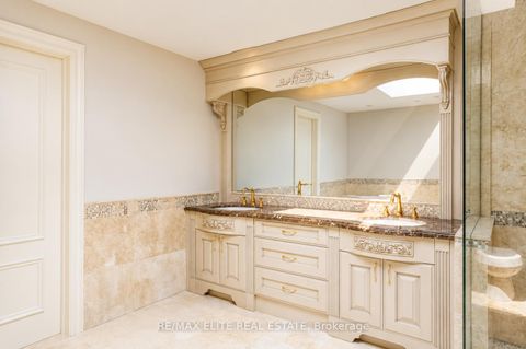 Photo 5 at 88 Old Colony Road, Windfields, Toronto