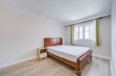 Photo 16 at 163 Chipwood Crescent, Pleasant View, Toronto