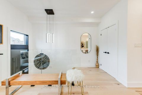 Photo 5 at 4 Lunness Road, Alderwood, Toronto