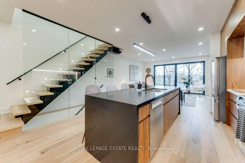 Photo 10 at 4 Lunness Road, Alderwood, Toronto