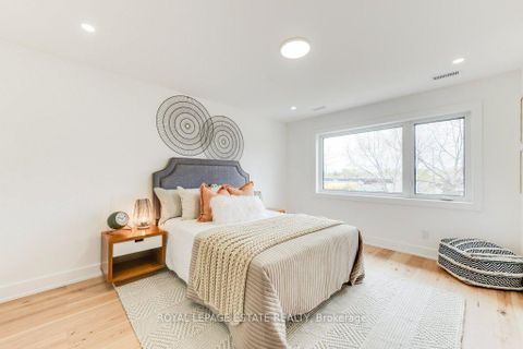 Photo 23 at 4 Lunness Road, Alderwood, Toronto