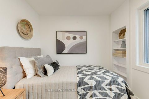 Photo 31 at 4 Lunness Road, Alderwood, Toronto