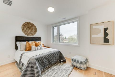 Photo 32 at 4 Lunness Road, Alderwood, Toronto
