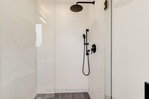 Photo 34 at 4 Lunness Road, Alderwood, Toronto