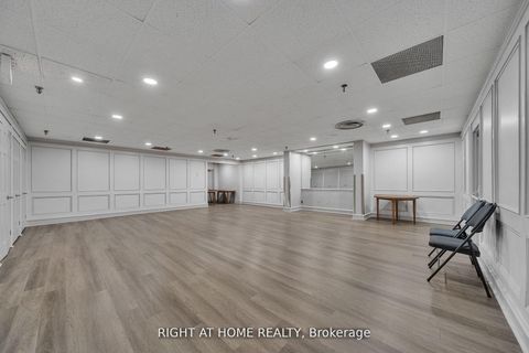 Photo 3 at 1415 - 260 Seneca Park N, Don Valley Village, Toronto