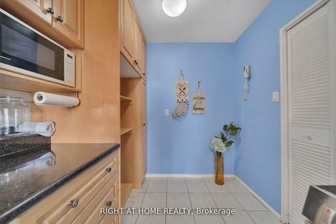 Photo 23 at 1415 - 260 Seneca Park N, Don Valley Village, Toronto