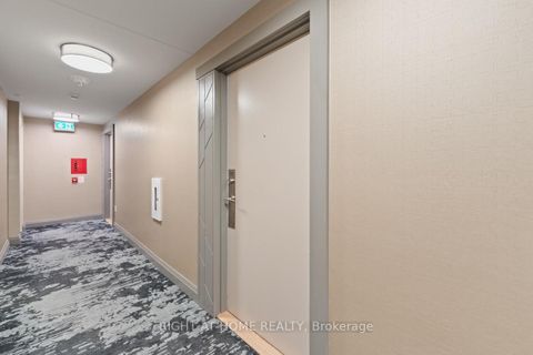 Photo 5 at 312 - 10 MEADOWGLEN Place, Woburn, Toronto