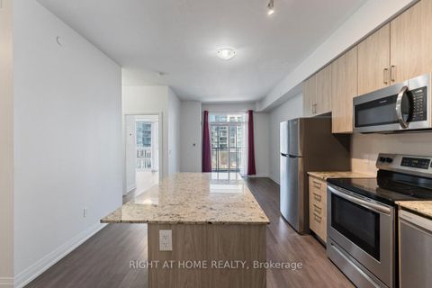 Photo 6 at 312 - 10 MEADOWGLEN Place, Woburn, Toronto