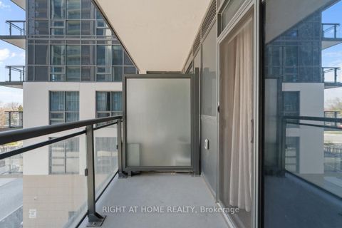 Photo 21 at 312 - 10 MEADOWGLEN Place, Woburn, Toronto