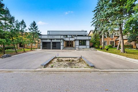 Photo 1 at 32 Colton Crescent S, Islington Woods, Vaughan