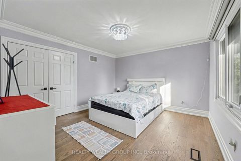 Photo 29 at 32 Colton Crescent S, Islington Woods, Vaughan