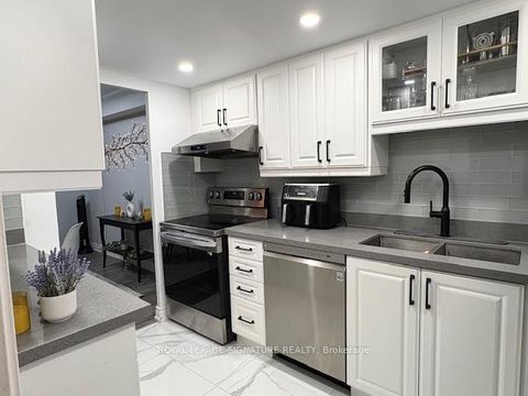 Photo 16 at 1701 - 5 Massey Square, Crescent Town, Toronto