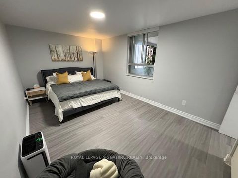 Photo 19 at 1701 - 5 Massey Square, Crescent Town, Toronto