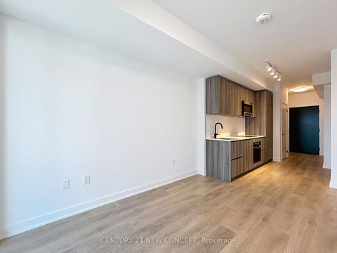 Photo 10 at 3204 - 117 Broadway Avenue, Mount Pleasant West, Toronto