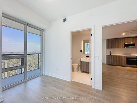 Photo 17 at 3204 - 117 Broadway Avenue, Mount Pleasant West, Toronto